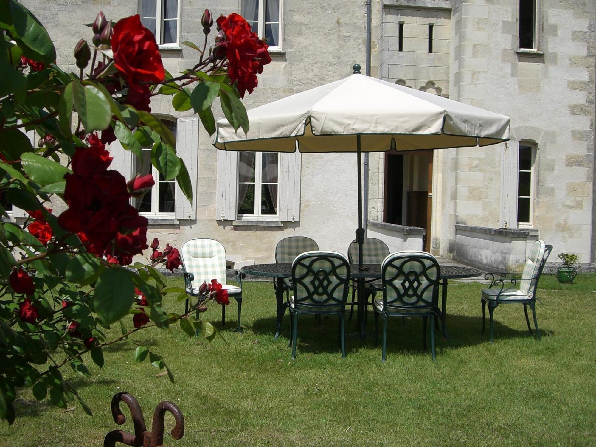 Chateau Des Salles Saint-Fort-sur-Gironde 외부 사진