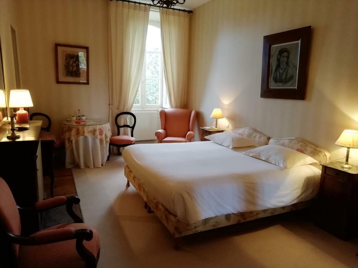 Chateau Des Salles Saint-Fort-sur-Gironde 외부 사진